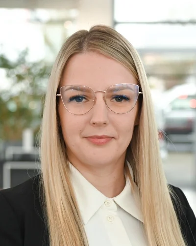 Irina Henneberg 4x5
