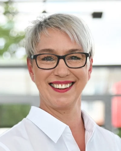 Tanja Mueller 4x5