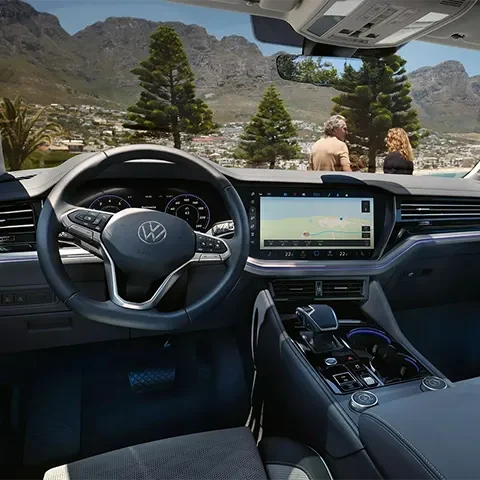 VW Touareg content