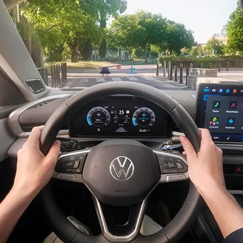 VW T Roc content