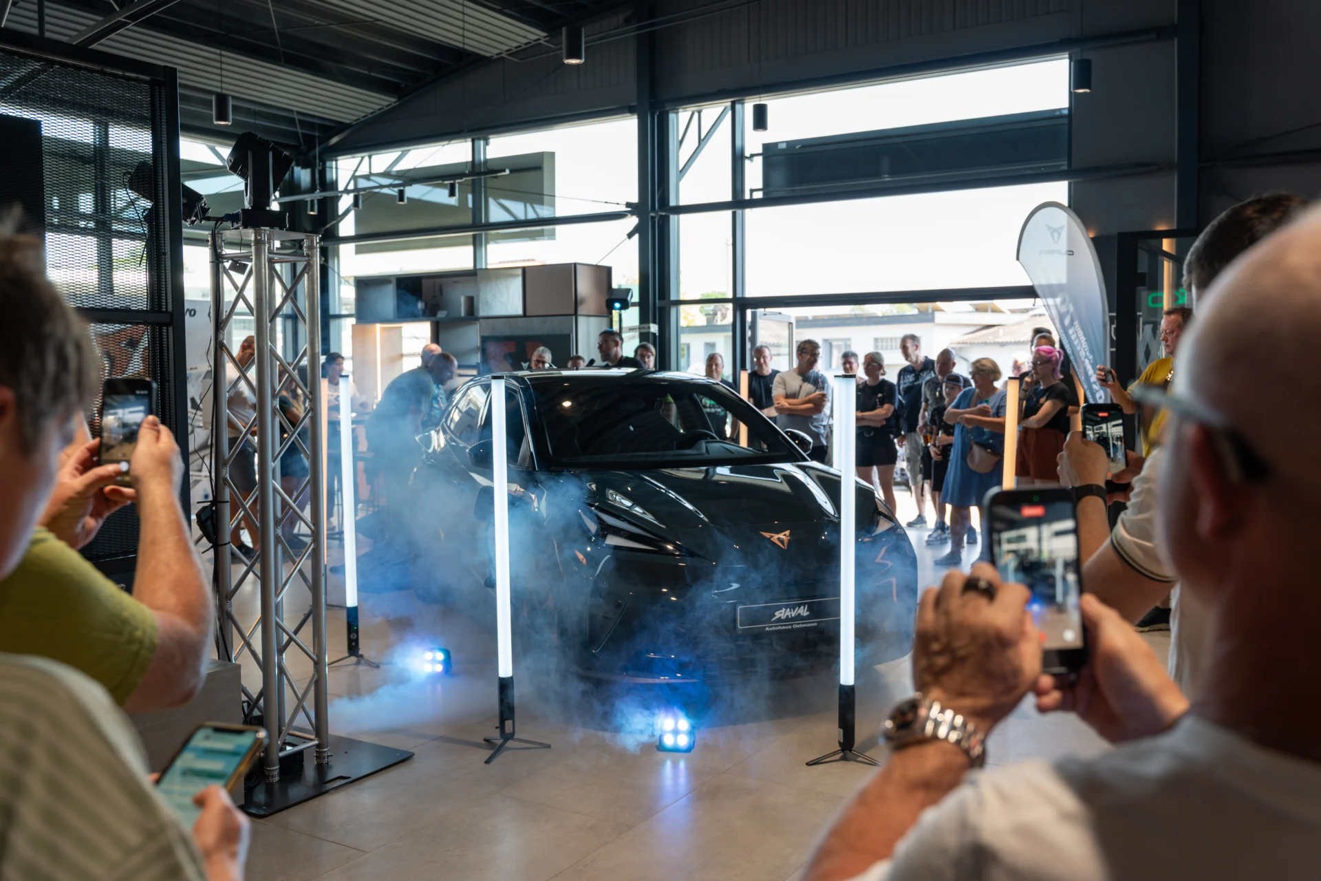 2606 cupra tribe night (38)